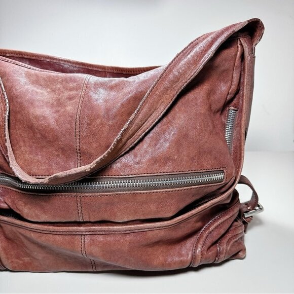 Elegant Brown Leather Hobo Bag - Picture 3 of 14